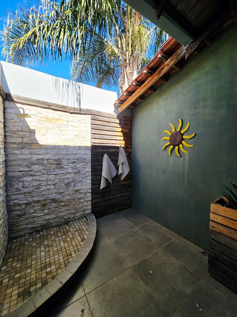 4 Bedroom Property for Sale in Flamwood North West